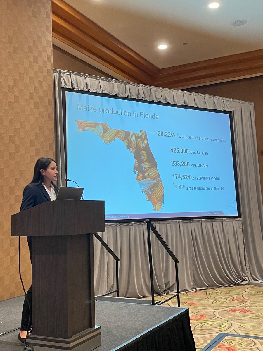 <a href="/ferreiralc_/">Larissa C. Ferreira-Nuffer 🇧🇷🇺🇸</a>
 delivered an outstanding talk at #PlantHealth2023, representing our lab brilliantly! Kudos for her hard work and contribution to plant health research! 🌱🧬👏 
Thank you <a href="/FoundationFAR/">Foundation for Food & Agriculture Research (FFAR)</a>
 for the support!