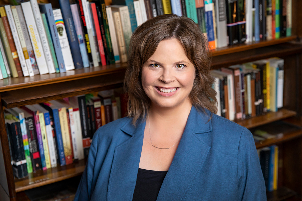 #ILLINOIS professor, Jamie L. Jones, examines the massive energy transition from whale oil to fossil fuels.

Jones was inspired to research the whaling industry by her love of “Moby-Dick" and described how whaling culture became a form of entertainment. ▶️ go.illinois.edu/Whaling