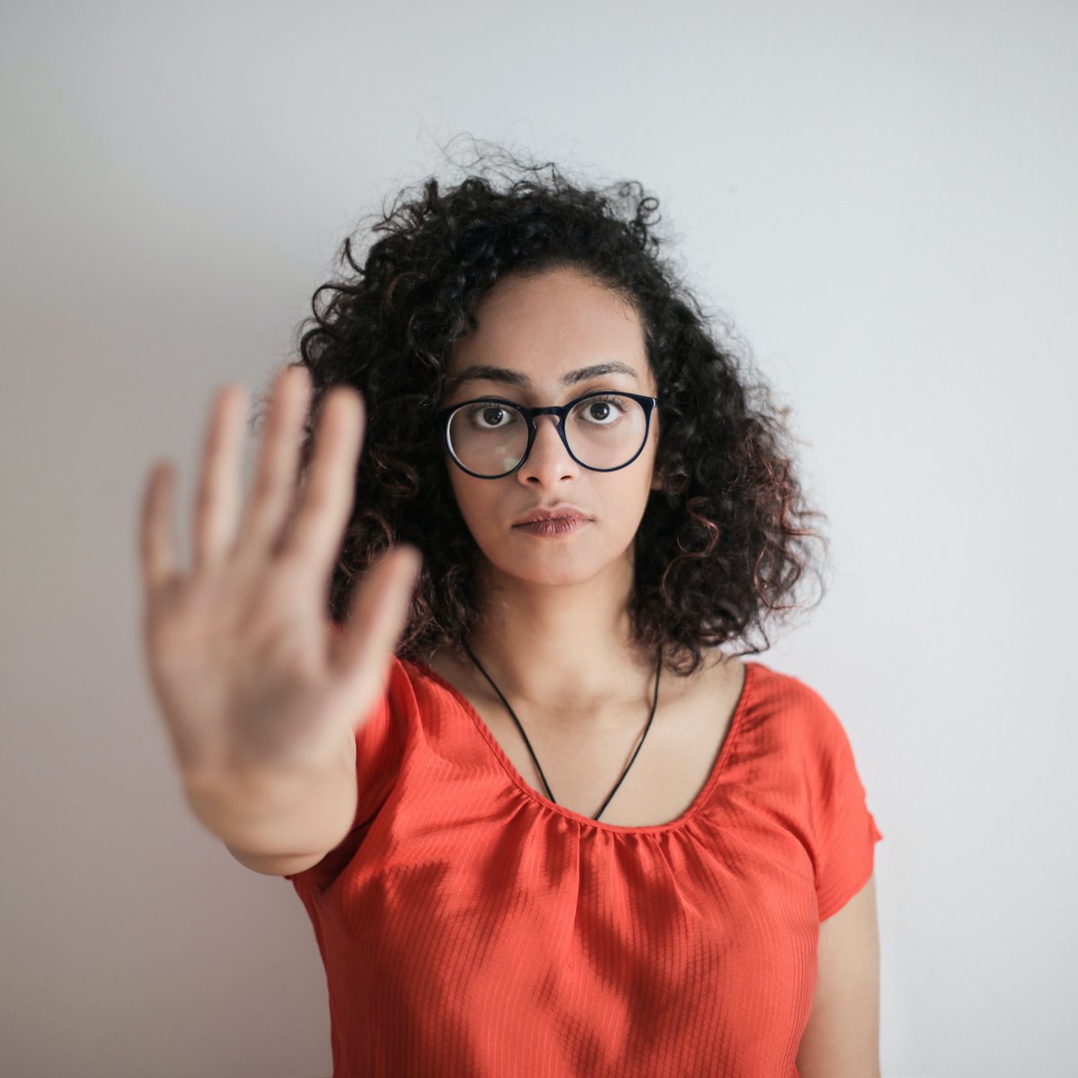 Beware of scams when searching for rentals! Visit the property in person before you pay a deposit and sign a lease.

Talk to current tenants whenever possible so that you can make an informed decision.

Read our scam alert here: offcampus.uwo.ca/scamalert.cfm