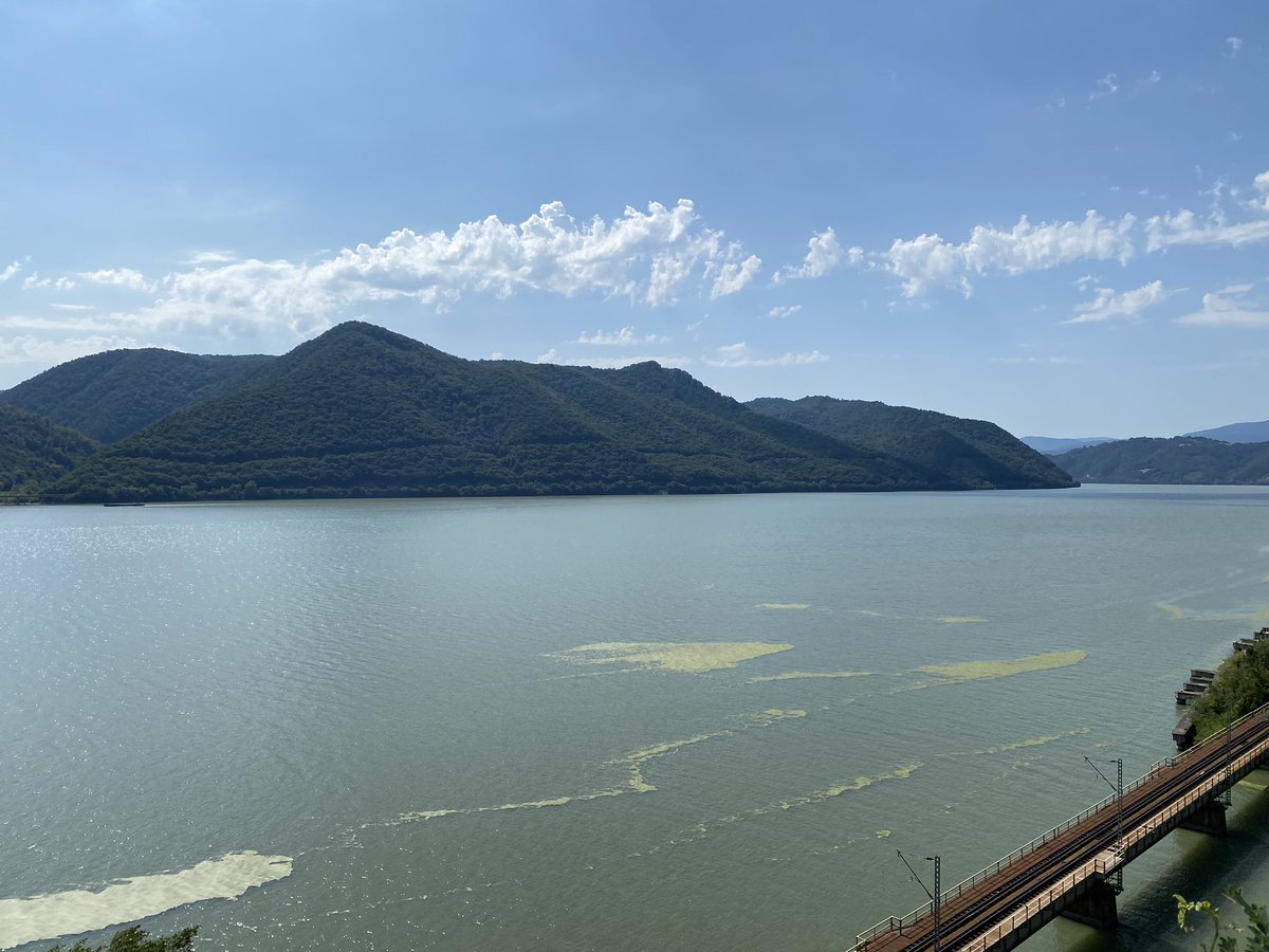 IonutCo's tweet photo. #Romania #Decebal #Dunare #CazaneleMiciMari https://t.co/e4aG7GGIyb