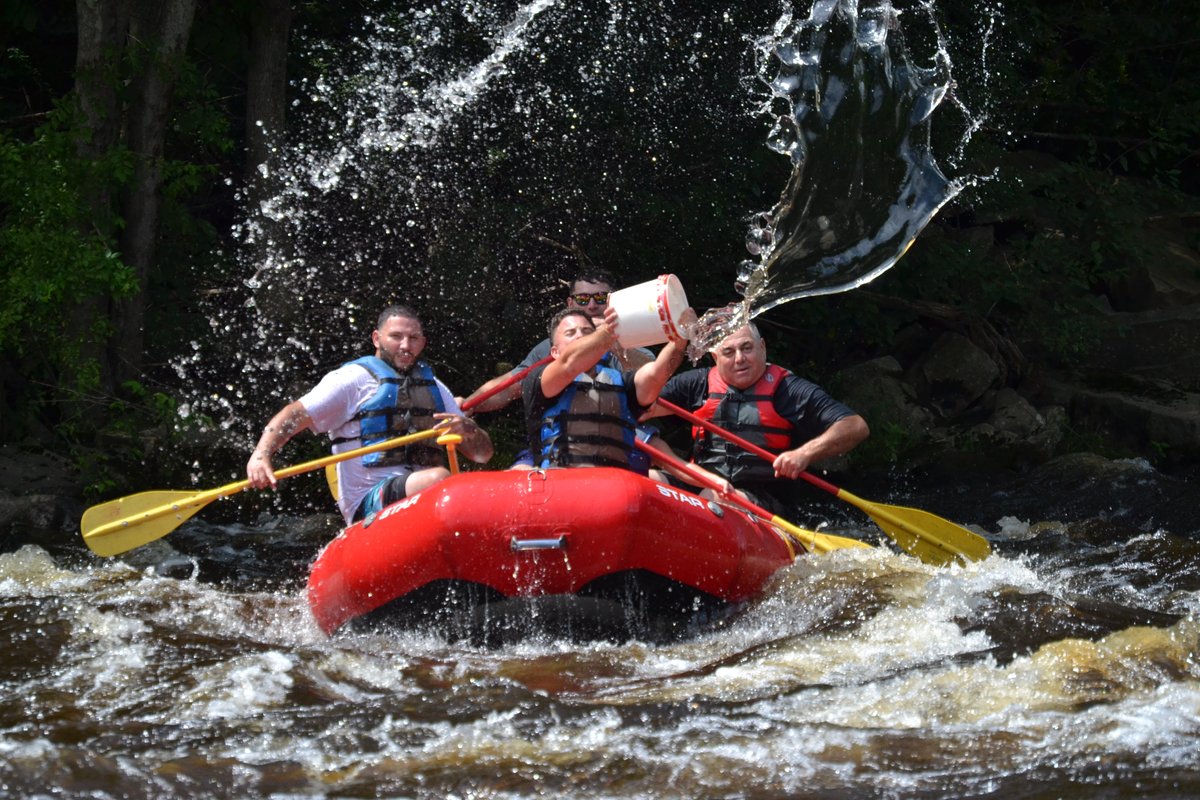 WWChallengers's tweet photo. THE WEEKEND THAT WAS AT WHITEWATER CHALLENGERS. We fell head over heels and we did cartwheels. We paddled through the sun and we had buckets of fun. This weekend we're getting ready to do it all again. Book by either calling 1-800-443-8554 or visiting https://t.co/QmkOFTSbgs https://t.co/ETye4yXDc7
