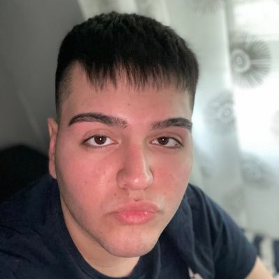 questoutenteeh tweet media