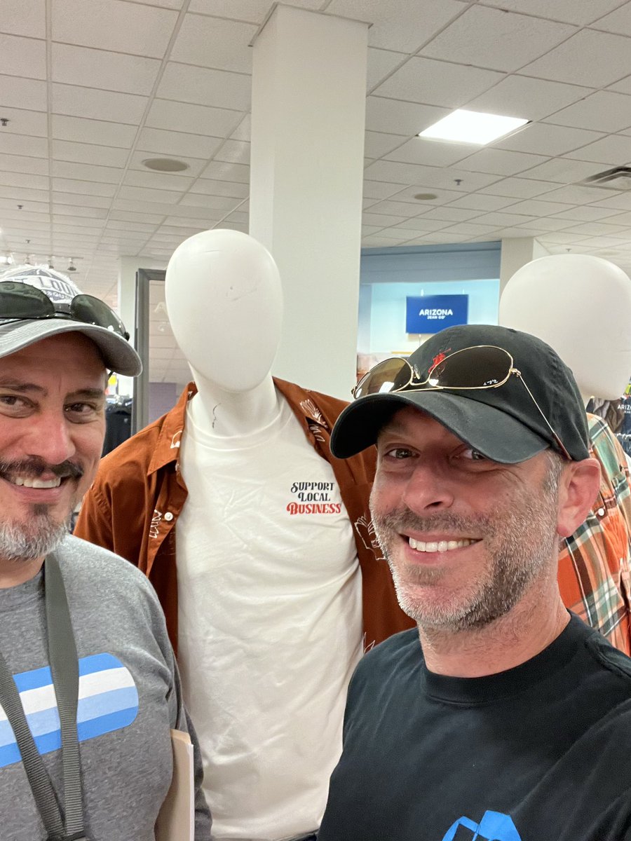 Invelop LLC tweet media