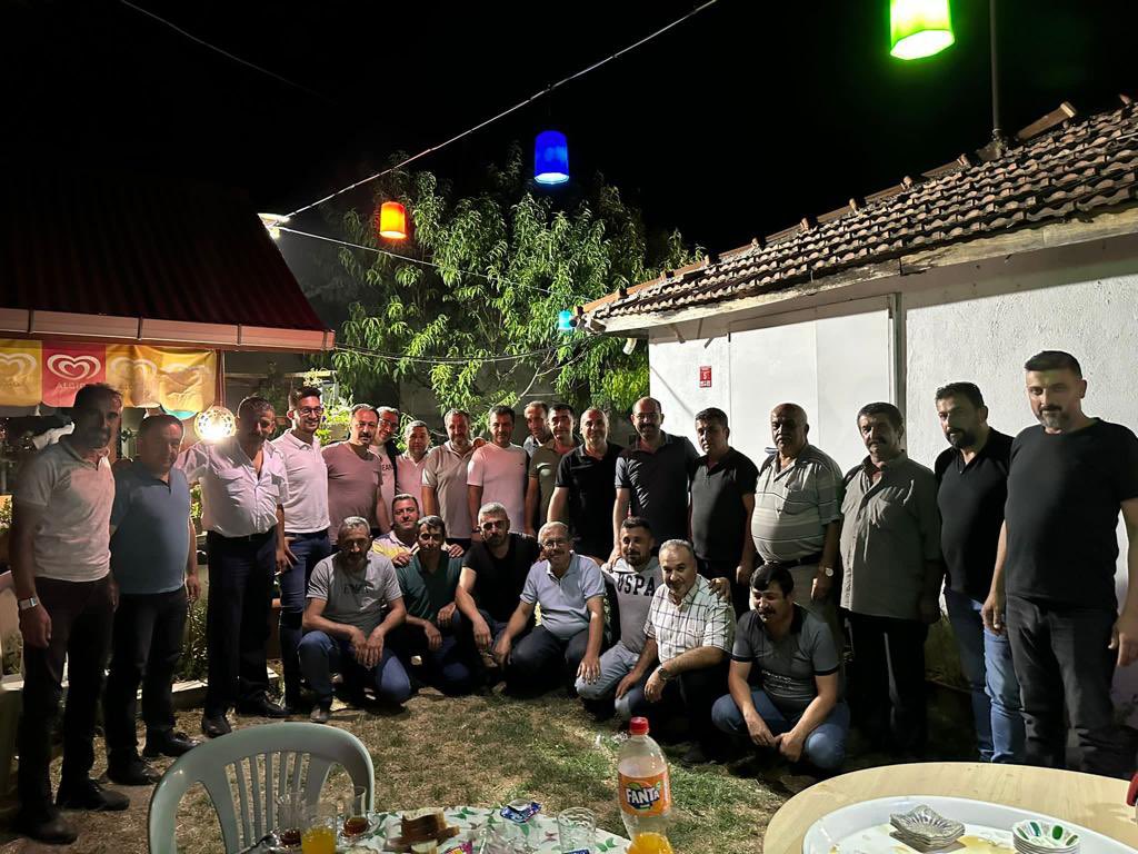 Bu akşam bizlere hanelerini açan Yaşar ve İbrahim Öget kardeşlere teşekkür ediyorum.Keselerine hızır uğrasın inşallah.

Değerli dostlarımızla muhabbet güzeldi. Sağolsunlar varolsunlar…