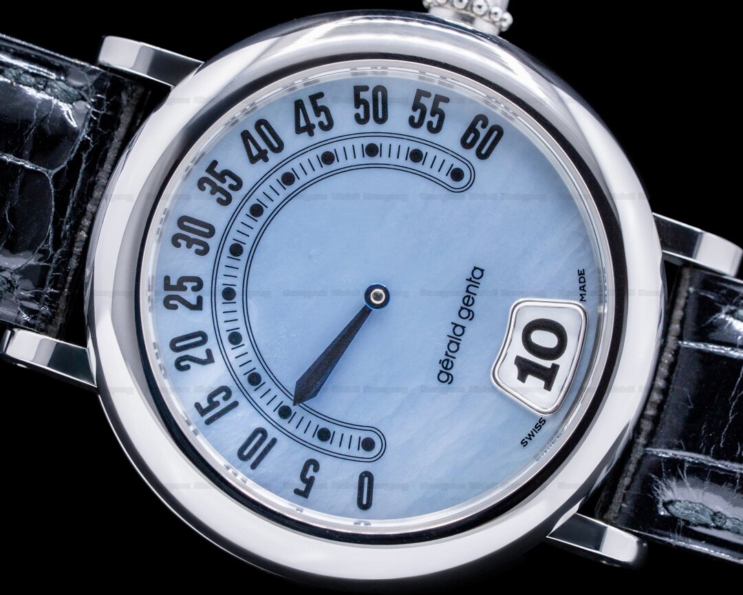 EuropeanWatchCo's tweet photo. Gerald Genta Retro Classic SS Blue Mother of Pearl Dial. https://t.co/0zBawqpwJJ
#GeraldGenta
#RetroClassic
#Horology
#GeraldGentaG3614 https://t.co/sfHGjq6VgX