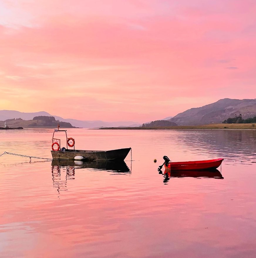 Victoria | 🏴☘️ (@theayelife) on Twitter photo What a glorious sunset on the west coast of Scotland from the bonnie <a href="/pierhousehotel/">The Pierhouse Hotel</a> in Port Appin ⛵️🥰
#argyll #scotland <a href="/VisitScotland/">VisitScotland</a> What a glorious sunset on the west coast of Scotland from the bonnie <a href="/pierhousehotel/">The Pierhouse Hotel</a> in Port Appin ⛵️🥰
#argyll #scotland <a href="/VisitScotland/">VisitScotland</a>