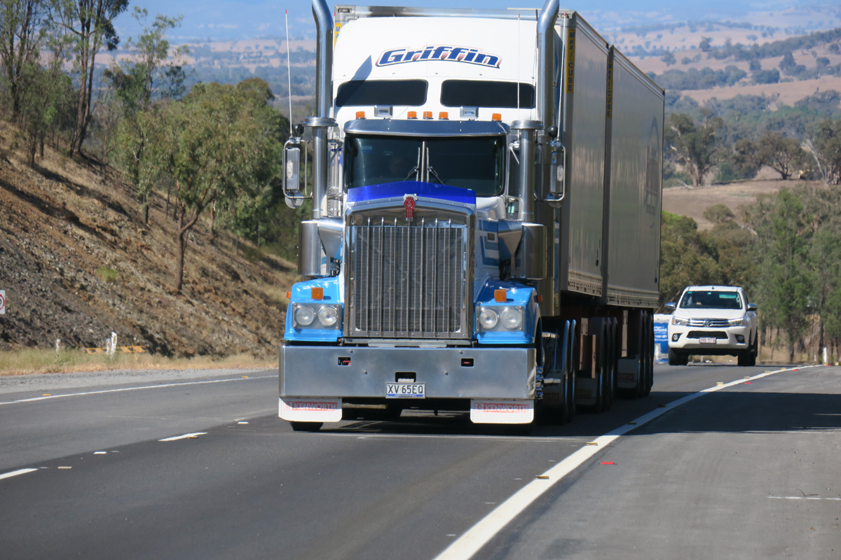 Pound of Flesh from the Heavy Vehicle Industry buff.ly/453IBvy Warren Clark, CEO NatRoad has been thinking about fairness and the way governments of all stripes extract their funding.  #powertorque #truckingaustralia 
#fueltax 
#Natroad