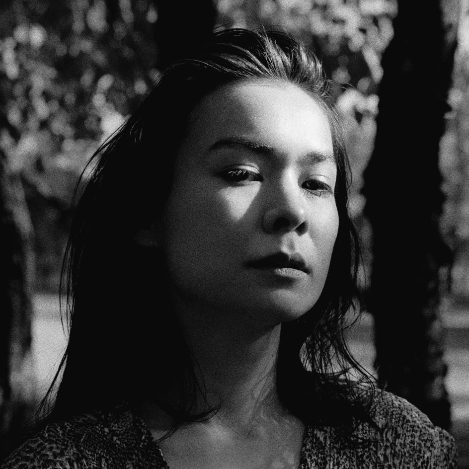 mitskithoughts's tweet photo. its still a little bit over a month away, but we got the first critic review for mitski's new album "The Land Is Inhospitable And So Are We" by MOJO: 80/100!

(source: @MitskiBRA) https://t.co/ZVYhfDdXZo