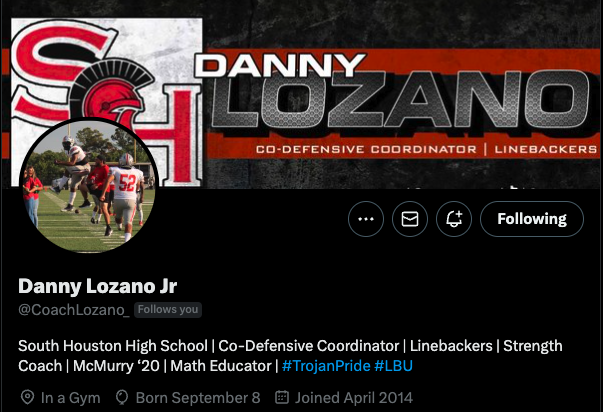 LFerrisDesigns's tweet photo. Thanks @CoachLozano_ for letting us create a new banner for you! #leslieferrisdesigns #wedoitall #TXHSFB #UIL #UILState #sportsmedia #sportsgraphics #sportsart #CustomSports https://t.co/eXDWxI6vhI