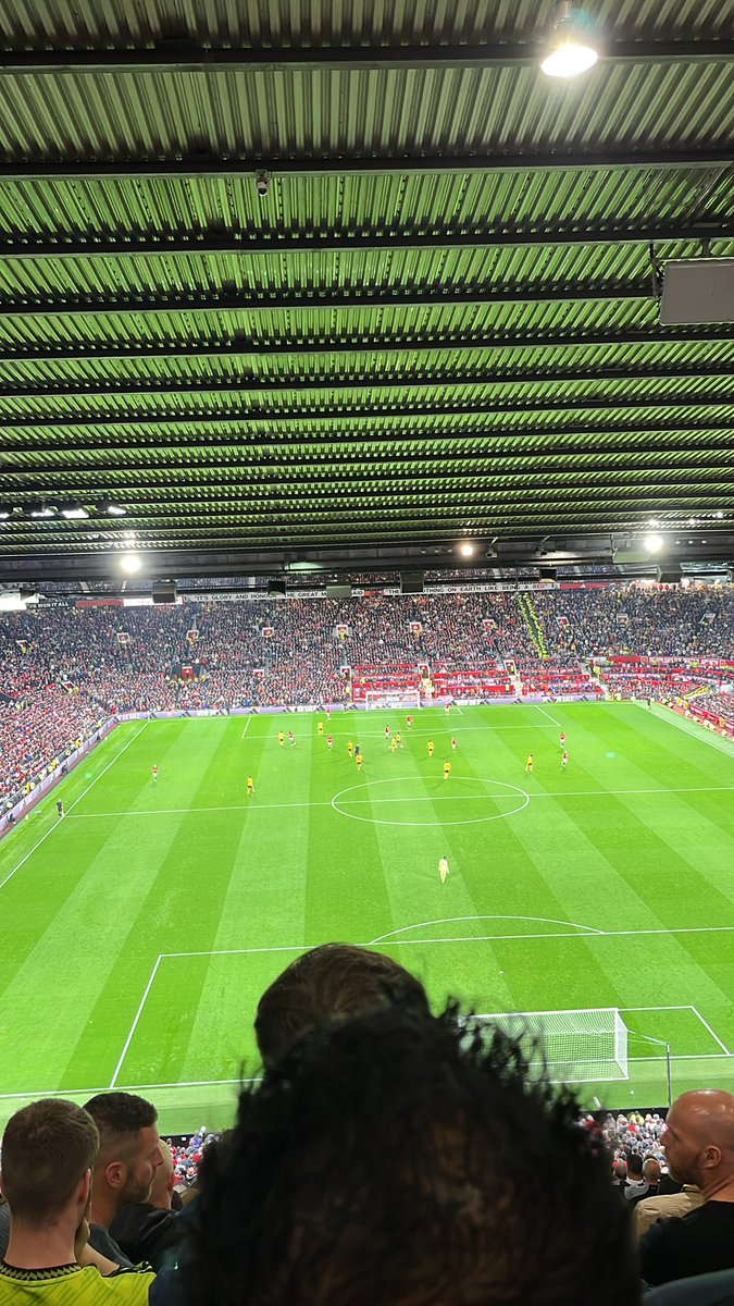 Pogbahimovic_69's tweet photo. Come on you reds https://t.co/5lAUReTndB