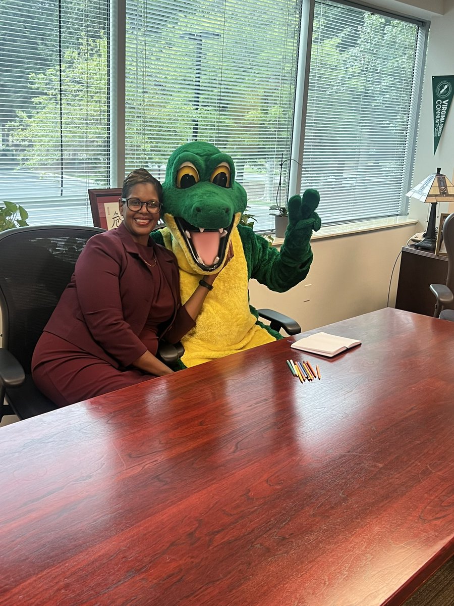 Gilbert Made A Visit to See Our Wonderful President Today !! I Wonder What Good Trouble They Are Up To at Virginia Peninsula CC @porter_brannon @VPCCva