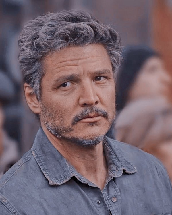 dxfectors's tweet photo. — 𝐓𝐇𝐄 𝐓𝐔𝐑𝐍𝐂𝐎𝐀𝐓. 

       an independent portrayal
       of rabastan lestrange from
       the harry potter verse. 
       adult!au. marauders era. 
       brother. former death eater. 
       husband. he/him. 

a deity of #𝐡𝐲𝐥𝐢𝐚. https://t.co/6W6sPlfemp