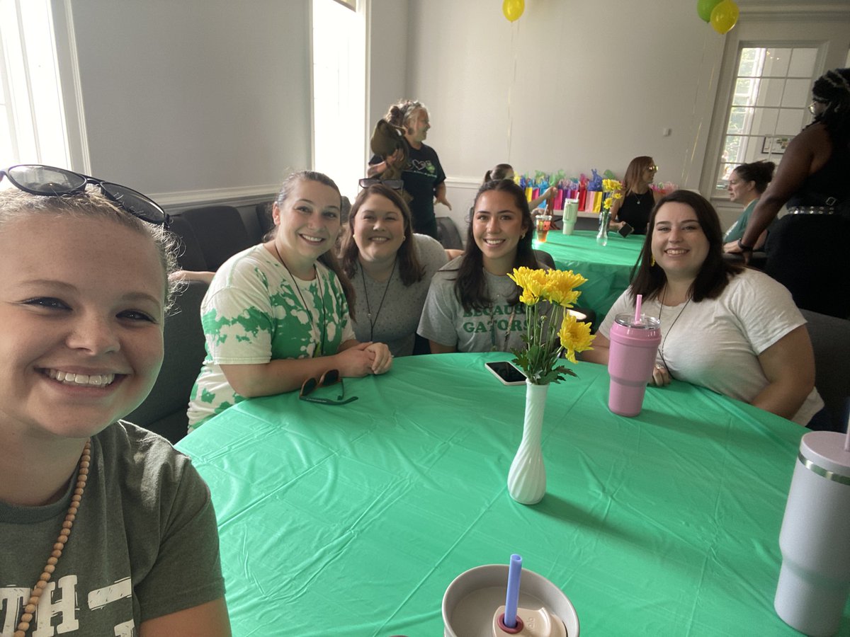 Miss Schoeneweis’ 4th Grade Class tweet media