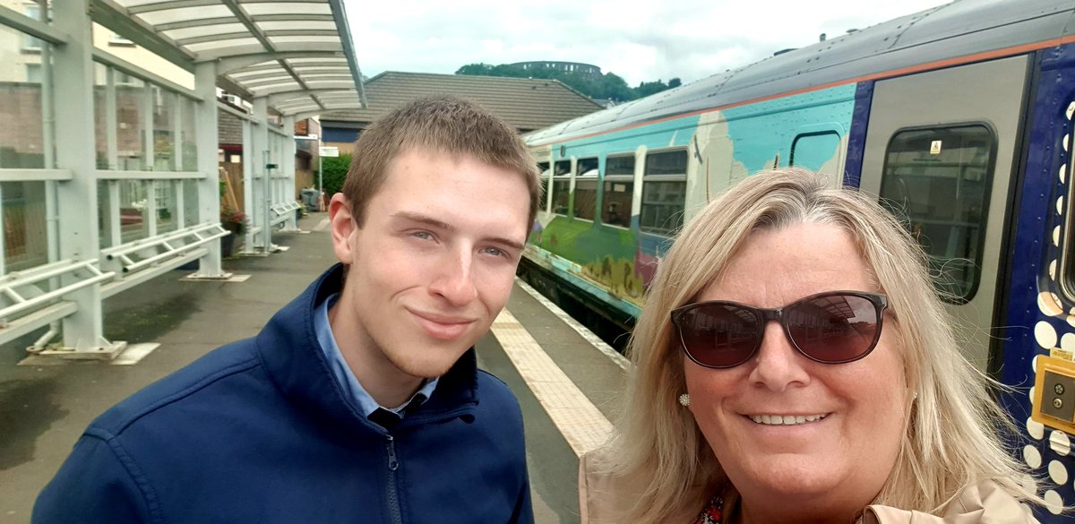 mellon102's tweet image. Fab day spent with @ScotRail apprentice Darren to &amp;amp; from Oban
The big windows of the #class156 framed the spectacular scenery perfectly 🏞
If youve never travelled on this route you have to put it on your list. 
I&apos;ll be back on it soon🚂🏴󠁧󠁢󠁳󠁣󠁴󠁿
@VisitScotland scotrail.co.uk