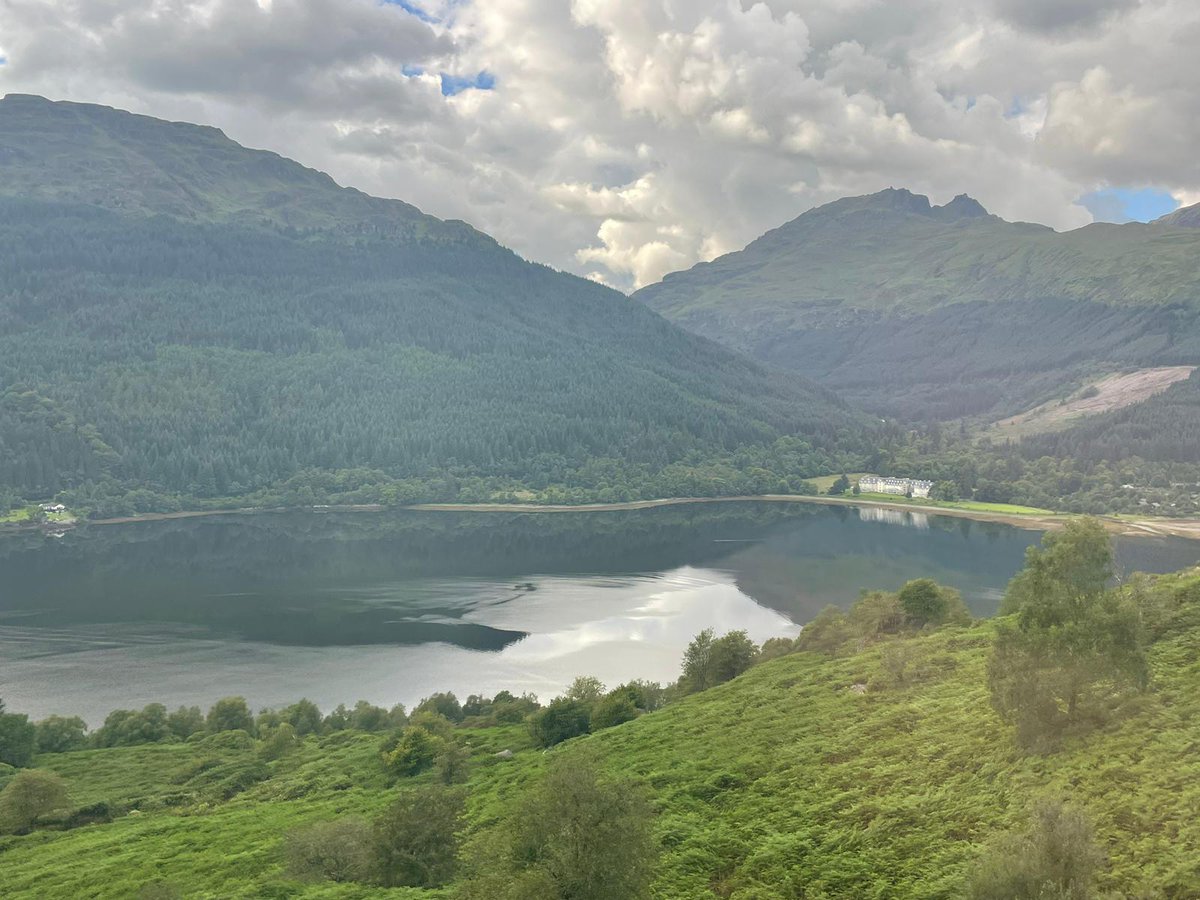mellon102's tweet image. Fab day spent with @ScotRail apprentice Darren to &amp;amp; from Oban
The big windows of the #class156 framed the spectacular scenery perfectly 🏞
If youve never travelled on this route you have to put it on your list. 
I&apos;ll be back on it soon🚂🏴󠁧󠁢󠁳󠁣󠁴󠁿
@VisitScotland scotrail.co.uk