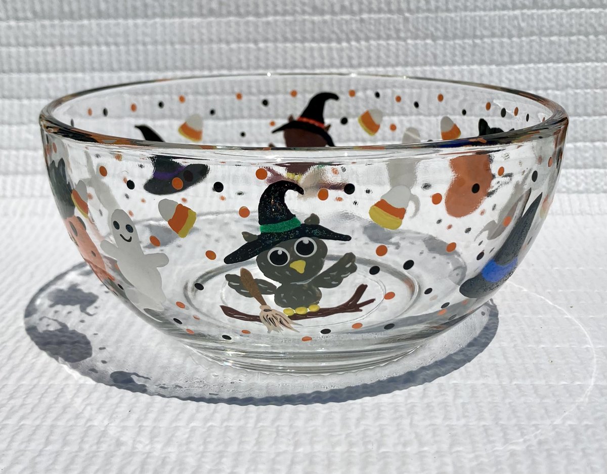 etsy.com/listing/151499… #halloweenbowl #halloweencandydish #halloweendecor #SMILEtt23 #halloweengift #candybowl #freeshipping