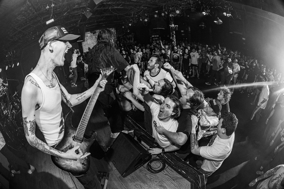 chamber615's tweet photo. Every time we play Nashville it’s the new best set we’ve ever played. We fucking love y’all and have so much appreciation for the energy and love you showed us last night. We are 100% Nashville HC and we carry our love for this city with us everywhere. https://t.co/neNYxaGtxp