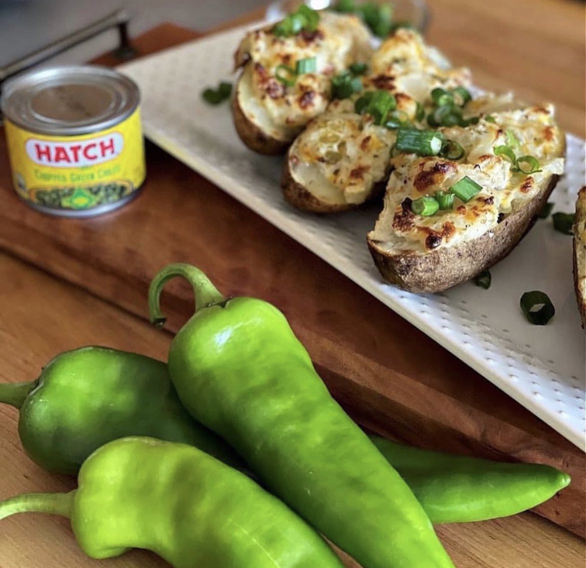 SIDE DISH ALERT: HATCH Select® Green Chile Twice Baked Potatoes

#ceceliasgoodstuff #hatchgreenchile #hatchchileco 
 #NewMexico #SantaFe #Albuquerque #HatchNewMexico
#OnlyInNewMexico 
#NMTrue
#GlutenFree #Grilling #PartyIdeas #Sprouts #Albertsons #WalMart #Amazon