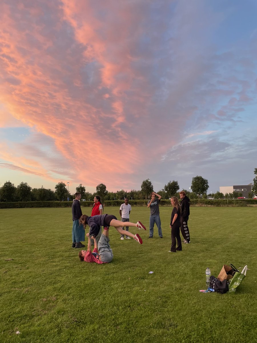 Beautiful evening in Edinburgh for some last minute rehearsals!! #EdFringe #EdFringe2023 #edfringe23