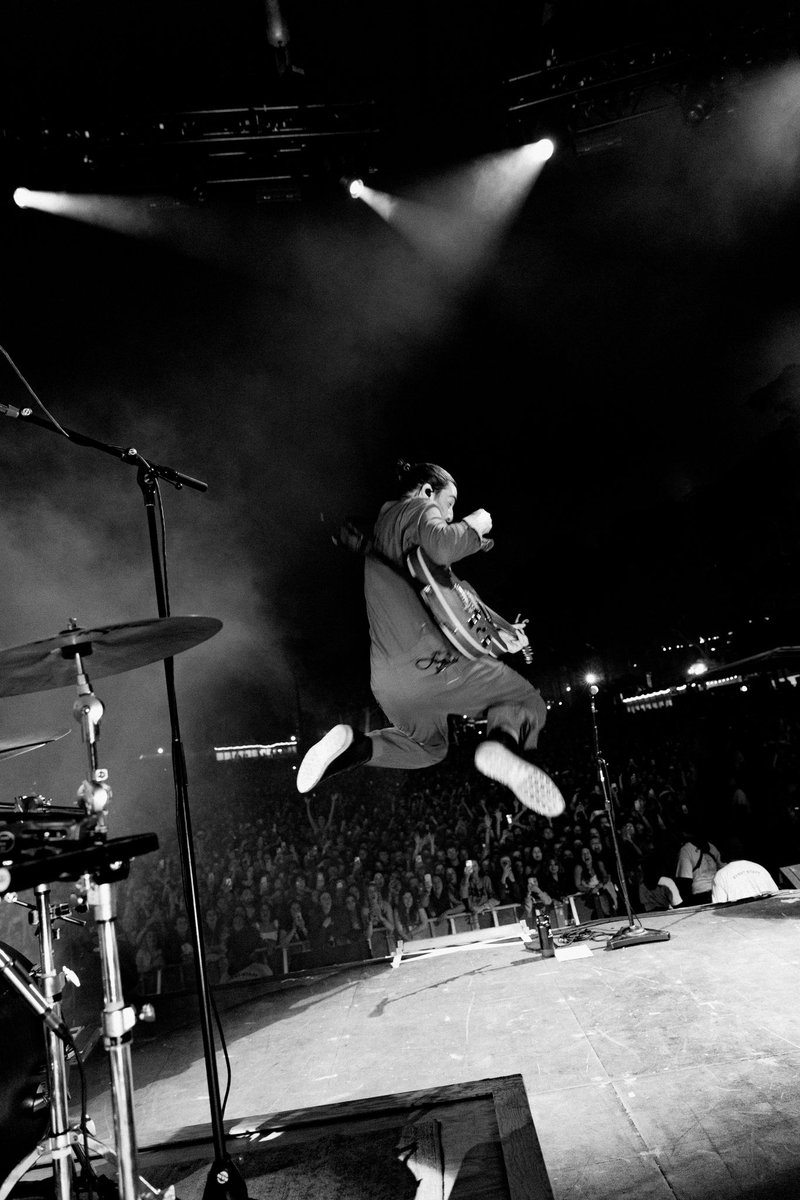 NoahKahan's tweet photo. I was so far from home and you all made me feel like I was right there. Thank you so much outside lands you were wonderful in every single way. https://t.co/XAlKLDZ1DP