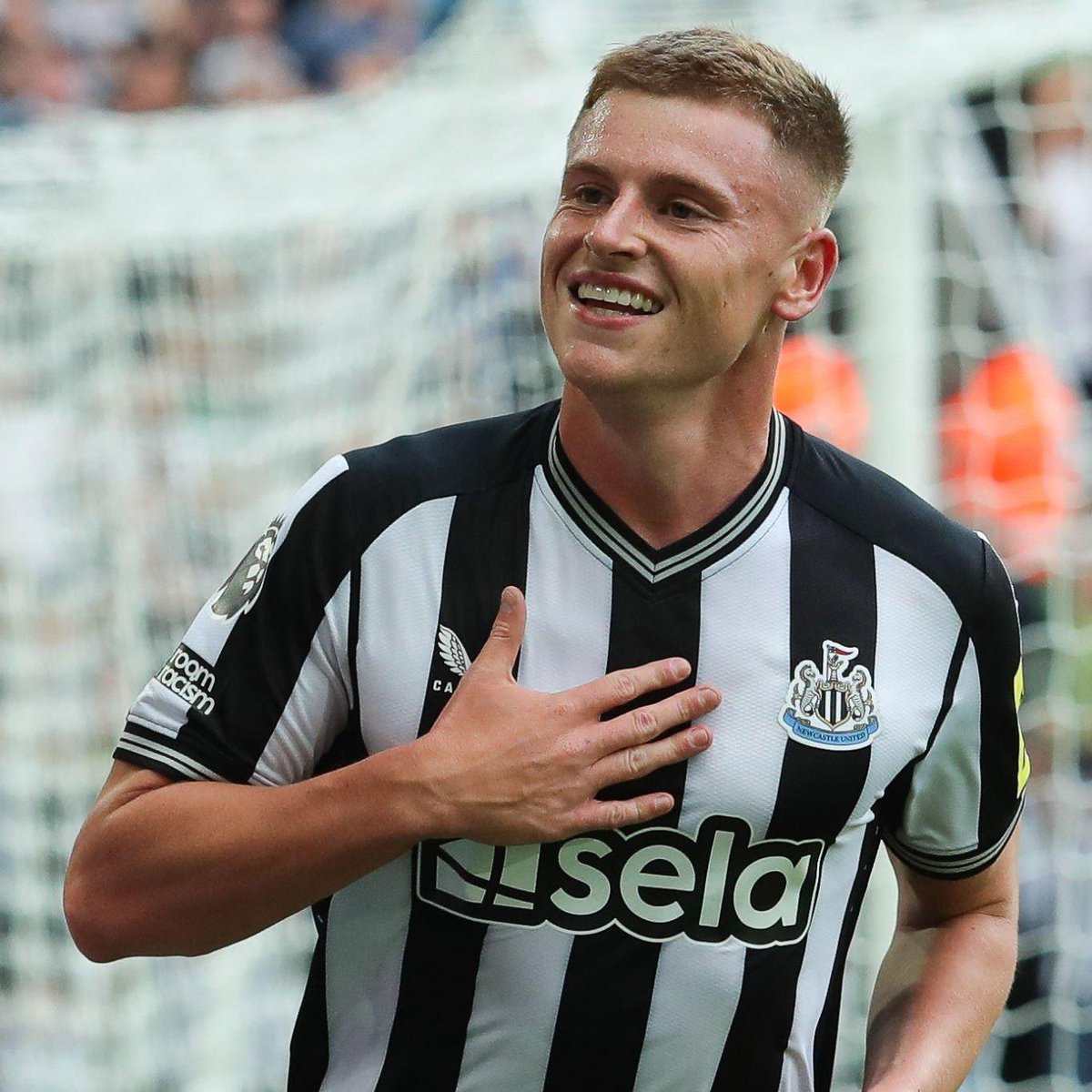 Who would you start on Saturdays game against Man City. #NUFC 

❤️ = Anthony Gordon

🔁 = Harvey Barnes