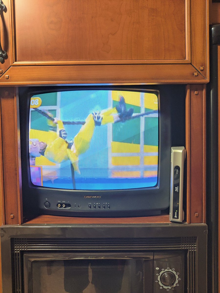 adri89castro's tweet photo. Podrá cambiar el formato del @GrandPrix_tve aunque nosotros no cambiamos la TV para verlo como antaño.
#GrandPrixTVE https://t.co/QLQaXUYEiq