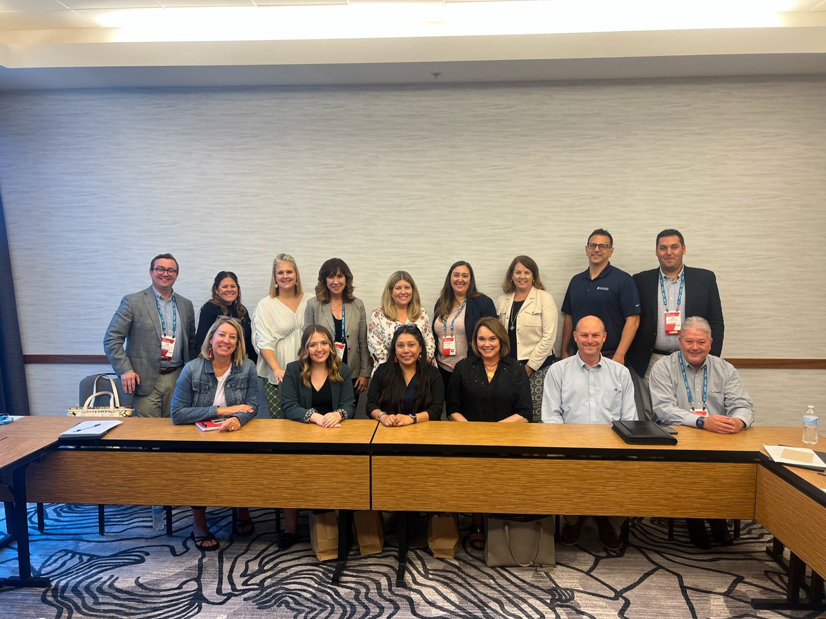 Our credit unions are STRONG and representing at the 2023 NCSL Legislative Summit in Indianapolis! #NCSL2023 @NCSLorg