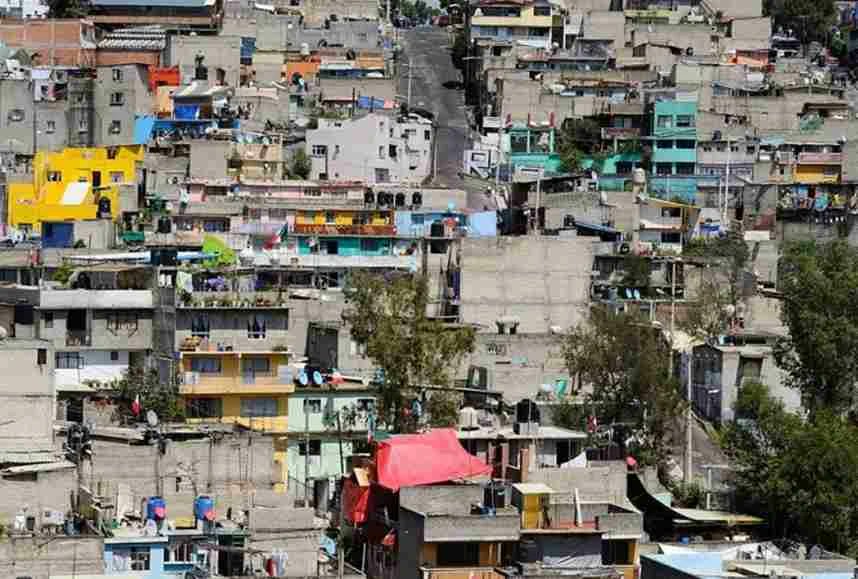 mexnewz's tweet image. Programas sociales y aumento salarial sacaron a 5.1 millones de la #Pobreza: #CEESP | #Economía #Nacional rdar.li/Oejk84a