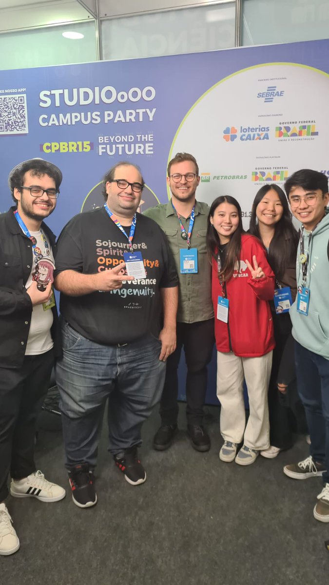 Projeto_Hanna's tweet photo. Mais fotos na @CampusPartyBRA

MINI-HANNA DOMINANDO O MUNDOOOO

#CPBR15 #CPBR #CampusParty #CampusPartyBrasil #HackoonSpace https://t.co/aX34OWnYEo