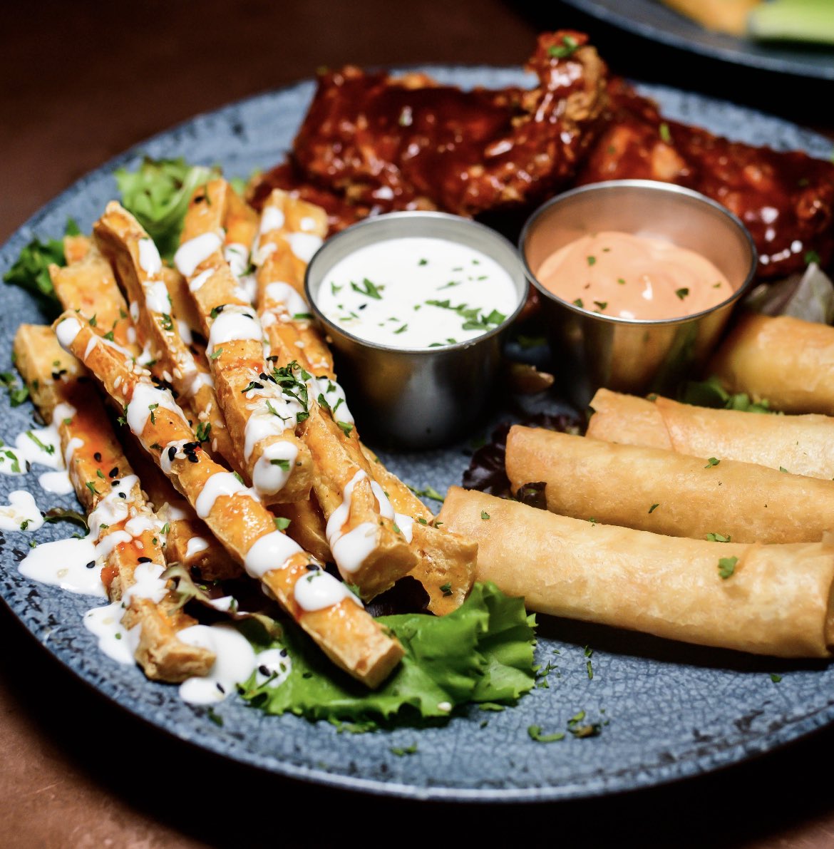 Come by for gooood late night eats! Our kitchen’s open until 11:30pm DAILY so make sure you come thru.

Book your table 👉 thegamedc.com/book-a-table