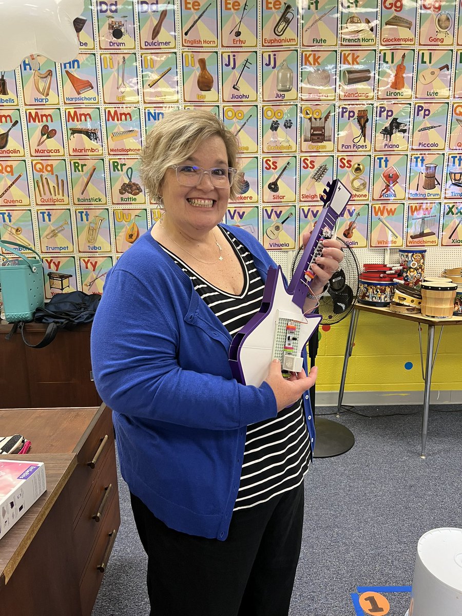 cbbpayne's tweet image. Today was a great #MAfirstday at #theBHT! These Bear cubs make #MACSawesome!