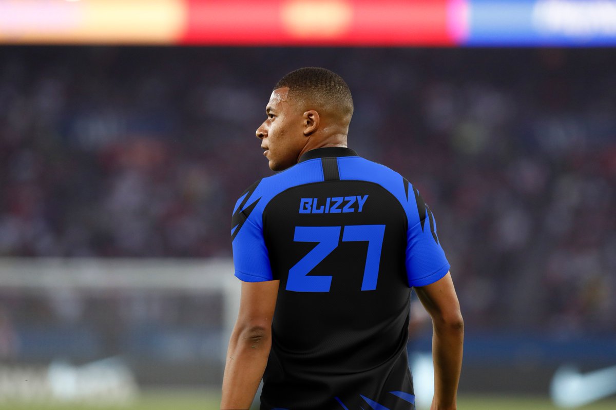 holoblizz's tweet image. Bon.. bah je hop sur la trend!
@NalticeeSport @Lucatei_  
@Waaxouu je t'en fait une?
#NLTCWINS