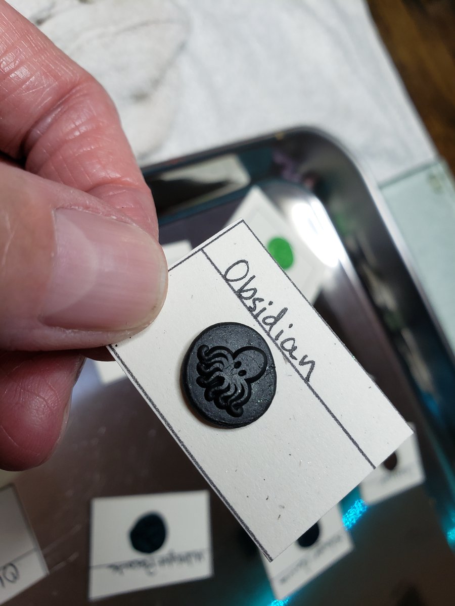 ScarletNymph's tweet image. Every order gets gifts, and every pour has a little extra I can share!  Beautiful watercolors with a unique attention to detail.  ScarletNymph.Etsy.com Scarletnymph.com  #watercolor #samplecards #maker #handmadebyme #etsyseller #scarletnymphdesigns #fcg #freshcutgrass