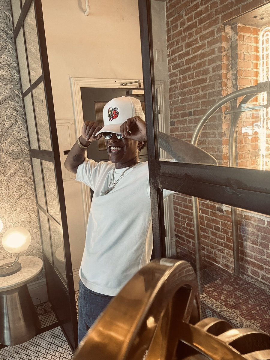 Cyp-HER 💔 tweet media