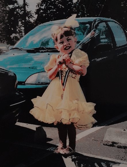 ᅟᅟᅟᅟᅟᅟᅟ

ㅤㅤ ﹫gekellman  posted  to  her  private  story⠀.ᐟ
ᅟᅟᅟ

24  years  the  blink  of  an  eye.  ( and  still  she's  the  apple  of  her  mother's. )
    
ᅟᅟᅟᅟᅟ