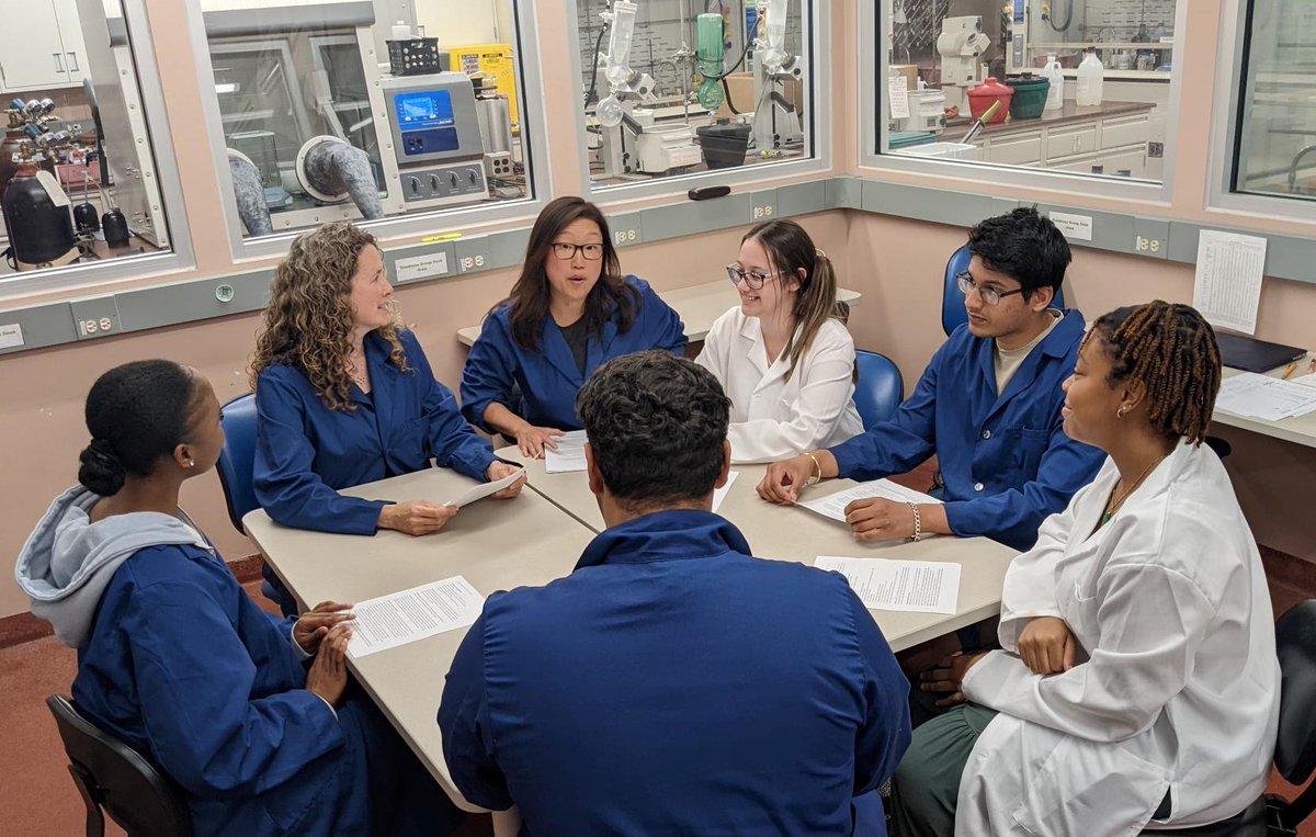Rethinking how we run a research lab is imperative for creating a research environment where ALL students can work and thrive. @SpringerNature Looking at your lab through a new lens, Nature Reviews Chemistry, rdcu.be/djtdF