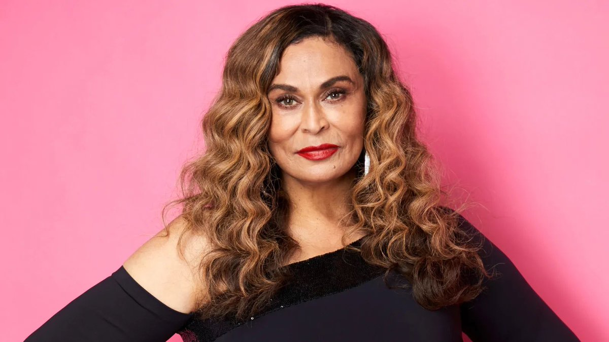 PopBase's tweet photo. Tina Knowles debunks reports that Beyoncé brings her own personal toilet seat on tour:

“That is so ridiculous” https://t.co/EKXOcTZLhs