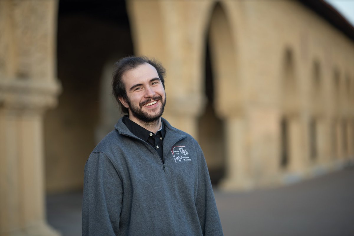 du_bois_lab's tweet photo. This week the Lab Spotlight is on first year Chris Codogni @ChrisCodogni! While not eating brunch or thinking of memes and the Grob fragmentation, Chris enjoys morning beverages like mimosas and OJ. In fact, he always dilutes his OJ with water to make it last longer #TeamSteroids https://t.co/HetehjpRgW
