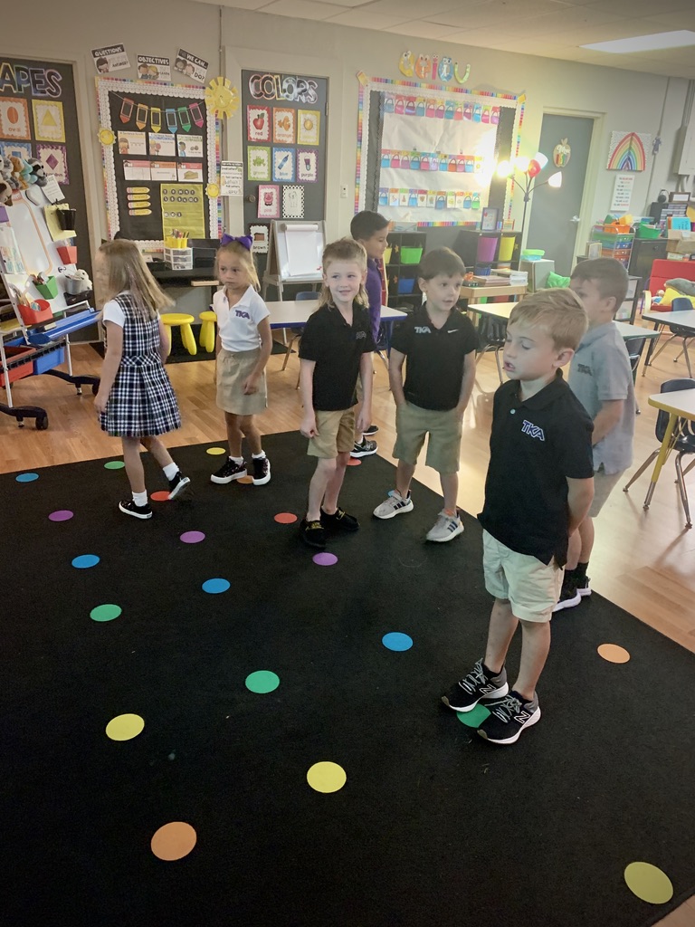 TKASeymour's tweet image. Our Kindergarteners are embracing learning with joy and laughter! 🌟 #KindergartenAdventures #LearningWithFun #TKALionsTN