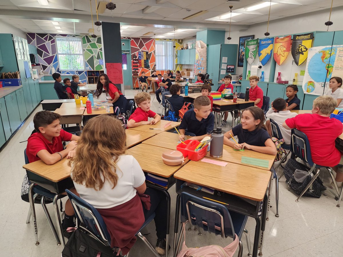 mdavidson916's tweet photo. Students performing skits they wrote to show how to behave in a principled manner! #first20daysofIB @CvonAncken @rpk8magnet https://t.co/R9q69WfIcg