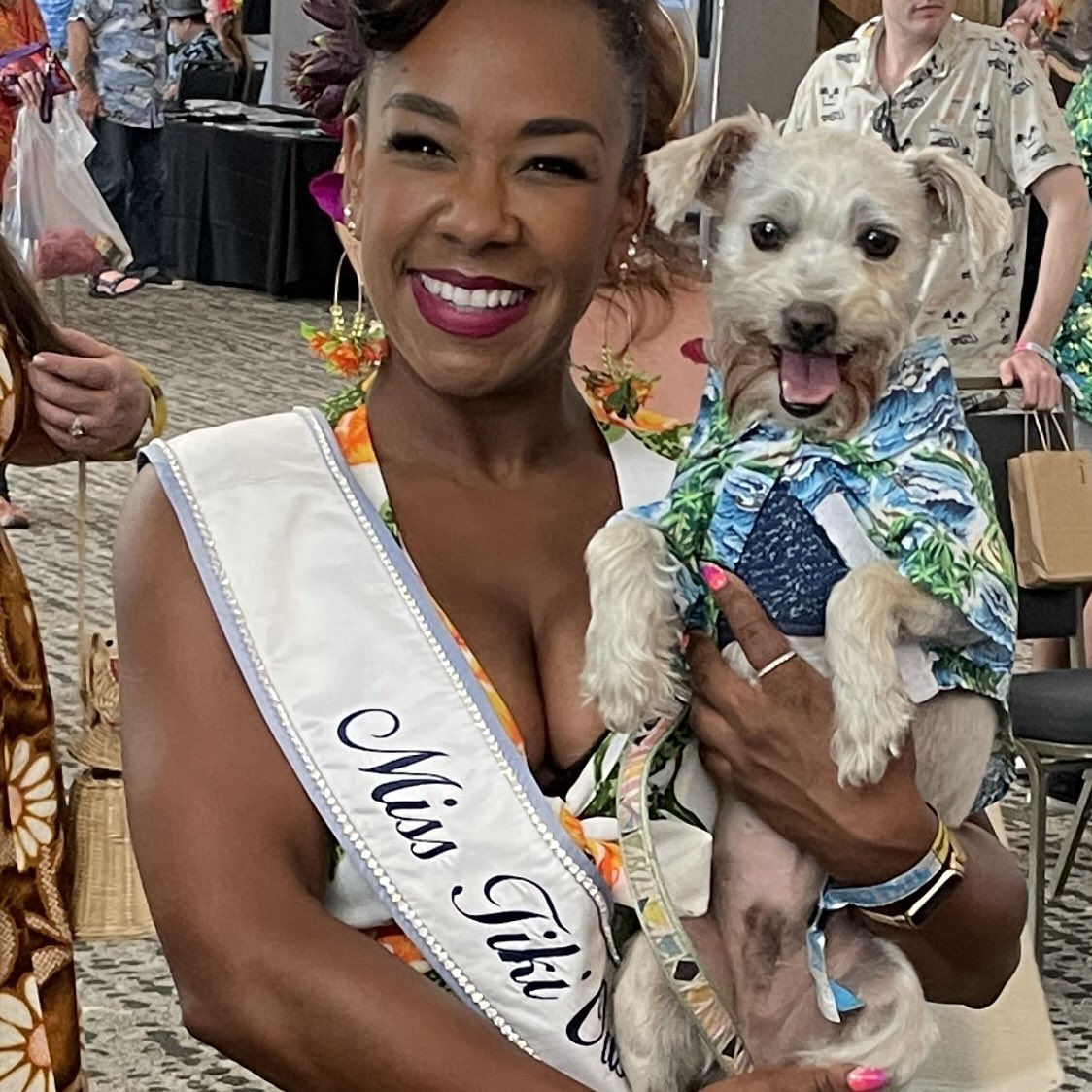 theatomicgrog's tweet photo. One of the lesser-known but easily the most adorable signature event at @tikioasis is the Pooch Parade. The 2023 theme was "The Enchanted Sea," and the creativity was just as high as the cuteness factor. #TikiO #TikiOasis #TikiOasis2023 #tiki #tikievent #tikiweekend #poochparade https://t.co/IBw9LO0rXT