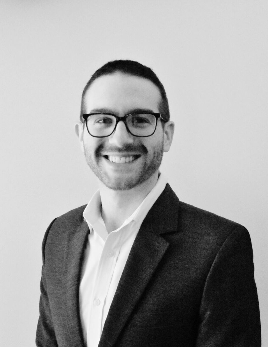 JOLaw_'s tweet photo. This month, Spencer Bloom, J&amp;O Partner specializing in Commercial Agreements, Licensing, and Privacy, led an informative AMA Webinar. The session offered valuable advice for negotiating customer and vendor contracts in a practical way. Stay tuned for more J&amp;O workshops! https://t.co/sLPI4tGibC