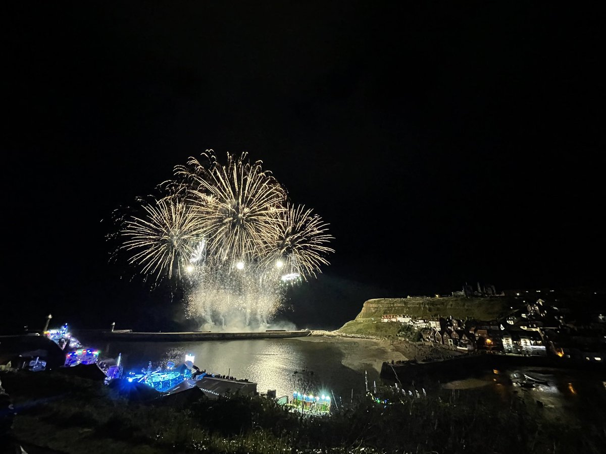 Fireworks at the Regatta tonight were fantastic #whitby