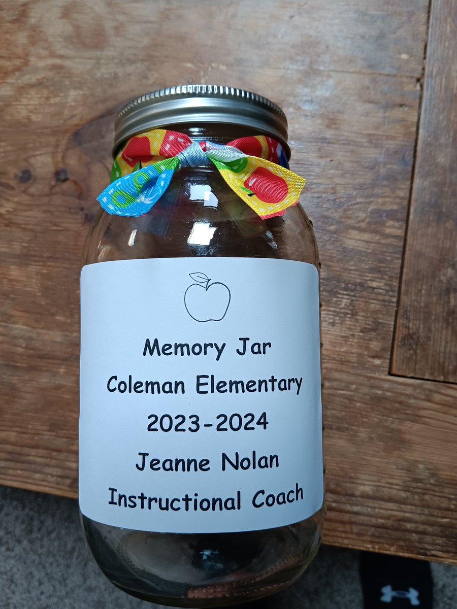SFREInstructCol's tweet photo. What a way to start off the school year! Inspirational and motivational message to remember throughout the year! @damonwest7 @PrincipalMarotz https://t.co/RYVLN4pJxJ