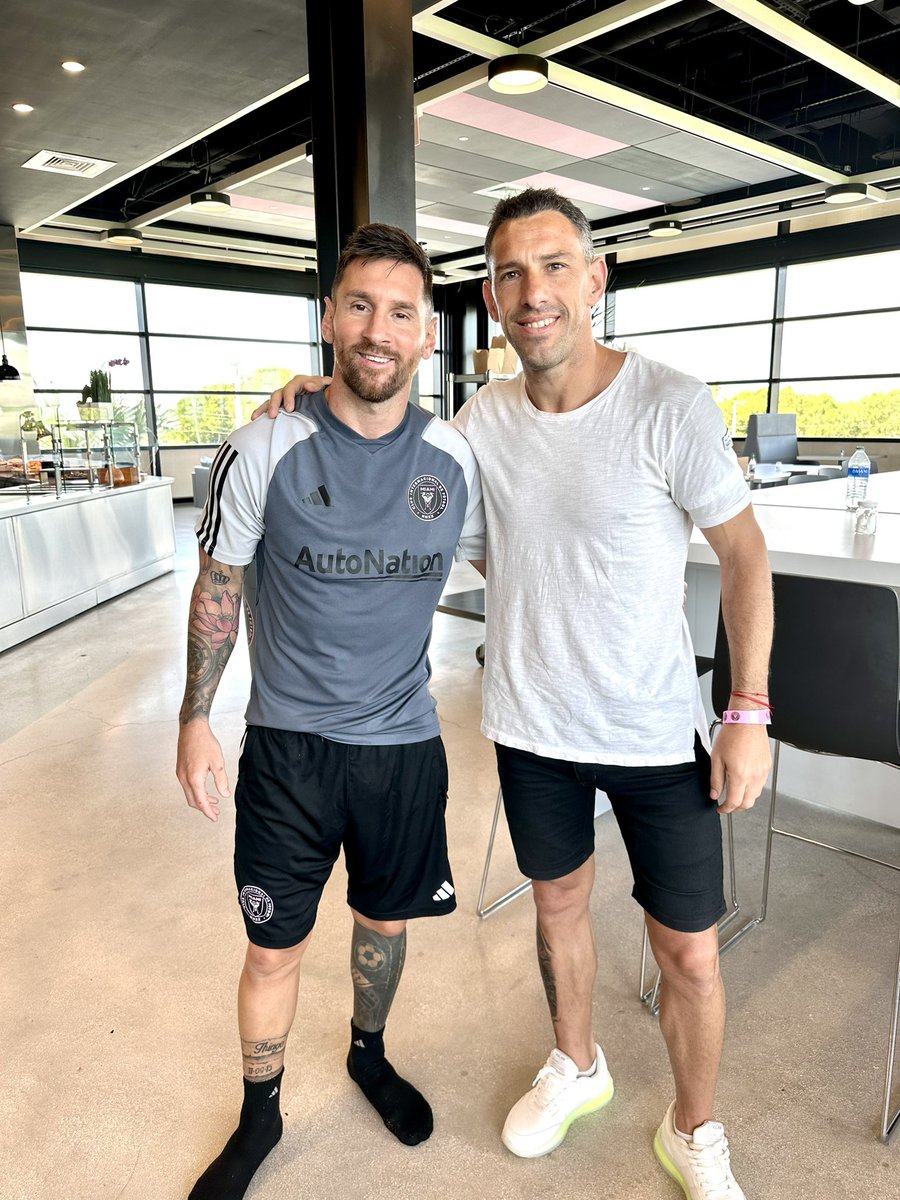 🔟 LEO ⚽️ 
<a href="/InterMiamiCF/">Inter Miami CF</a>