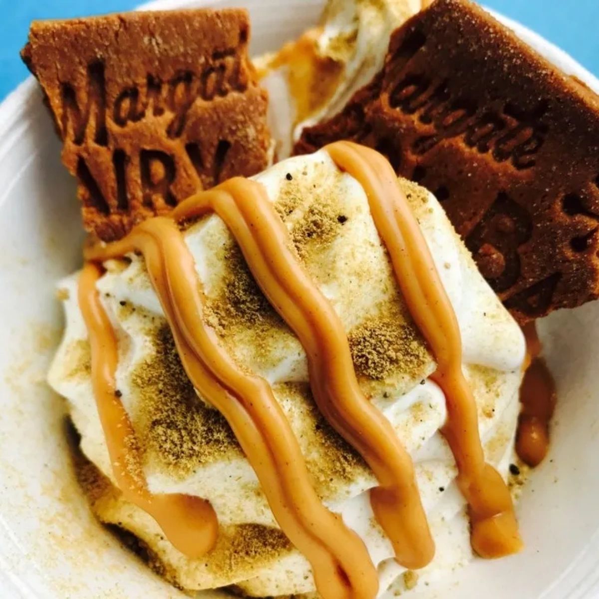 Calling all dog owners! 🐶 While you get something delicious here, don't forget to treat your pup to one of our tasty peanut butter bacon or peanut butter banana treat. #DogLovers