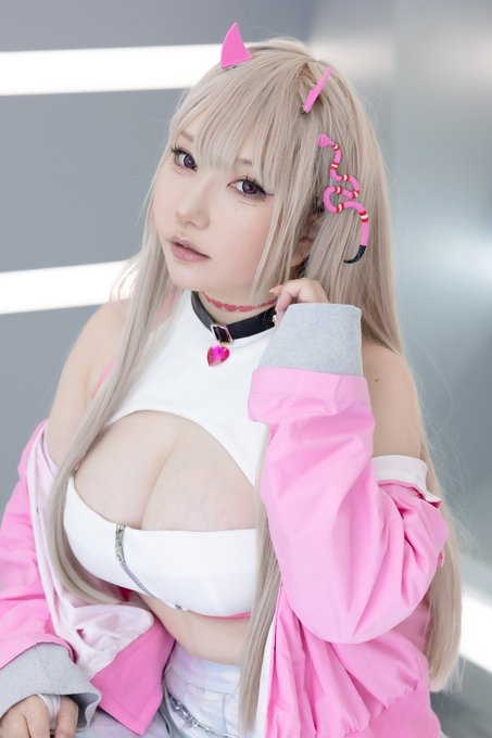 Twitterのコスプレ画像17