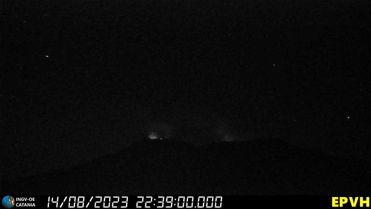 COMUNICATO DI ATTIVITA' VULCANICA del 2023-08-14 22:34:50(UTC) - ETNA. L'INGV-OE, comunica che le immagini della rete di videosorveglianza hanno mostrato un evento esplosivo impulsivo al Cratere di Sud-Est buff.ly/3YBy08S #INGV #Etna#osservatorioetneo #comunicato