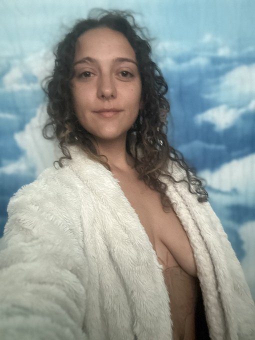 Naked morning yoga   https://t.co/k5eFrKqqyb #onlyfans_girl #nakedcoffee #onlyfansFree #onlyfansgirl<a href="/tag/onlyfans_girl"class="tags">#onlyfans_girl</a><a href="/tag/nakedcoffee"class="tags"><span>#nakedcoffee</span></a><a href="/tag/onlyfansgirl"class="tags"><span>#onlyfansgirl</span></a><a href="/tag/onlyfansfree"class="tags"><span>#onlyfansfree</span></a>