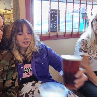 #NewProfilePic sorry for cutting you out <a href="/chromeansilver/">Chromeansilver</a>